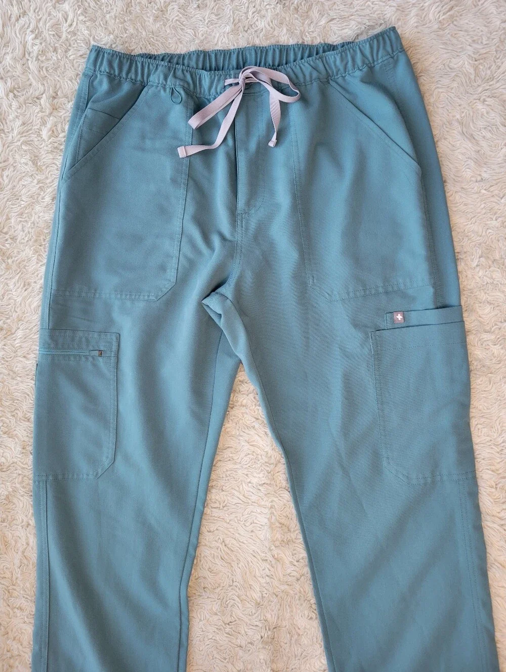 Figs Cairo Scrub Pants in Hydrogreen Large Mens
